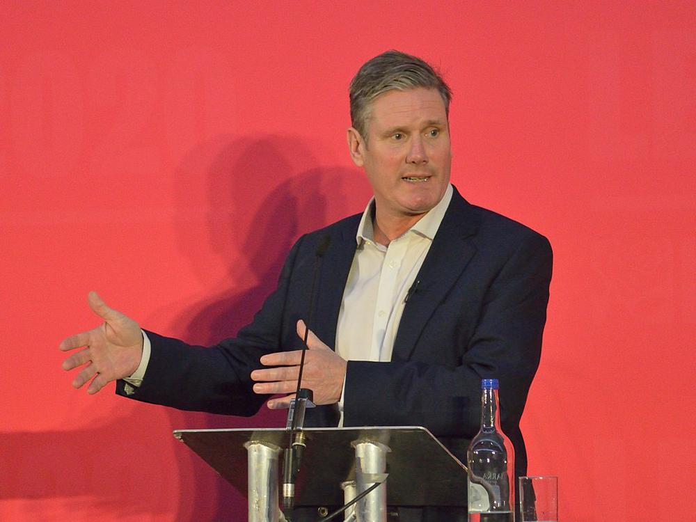 Starmer to purge rebels with firing squads standing in circles